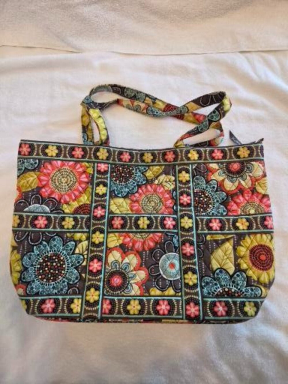 Vera Bradley Get Carried Away Tote Flower Shower